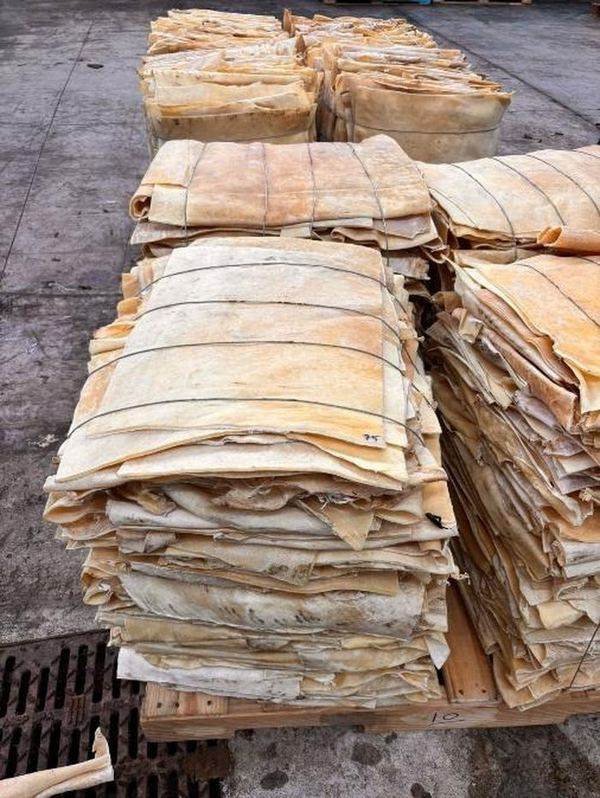 Buffalo dried splits prepared for industrial applications